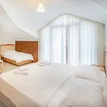 Suzanne Hotel & Restaurant