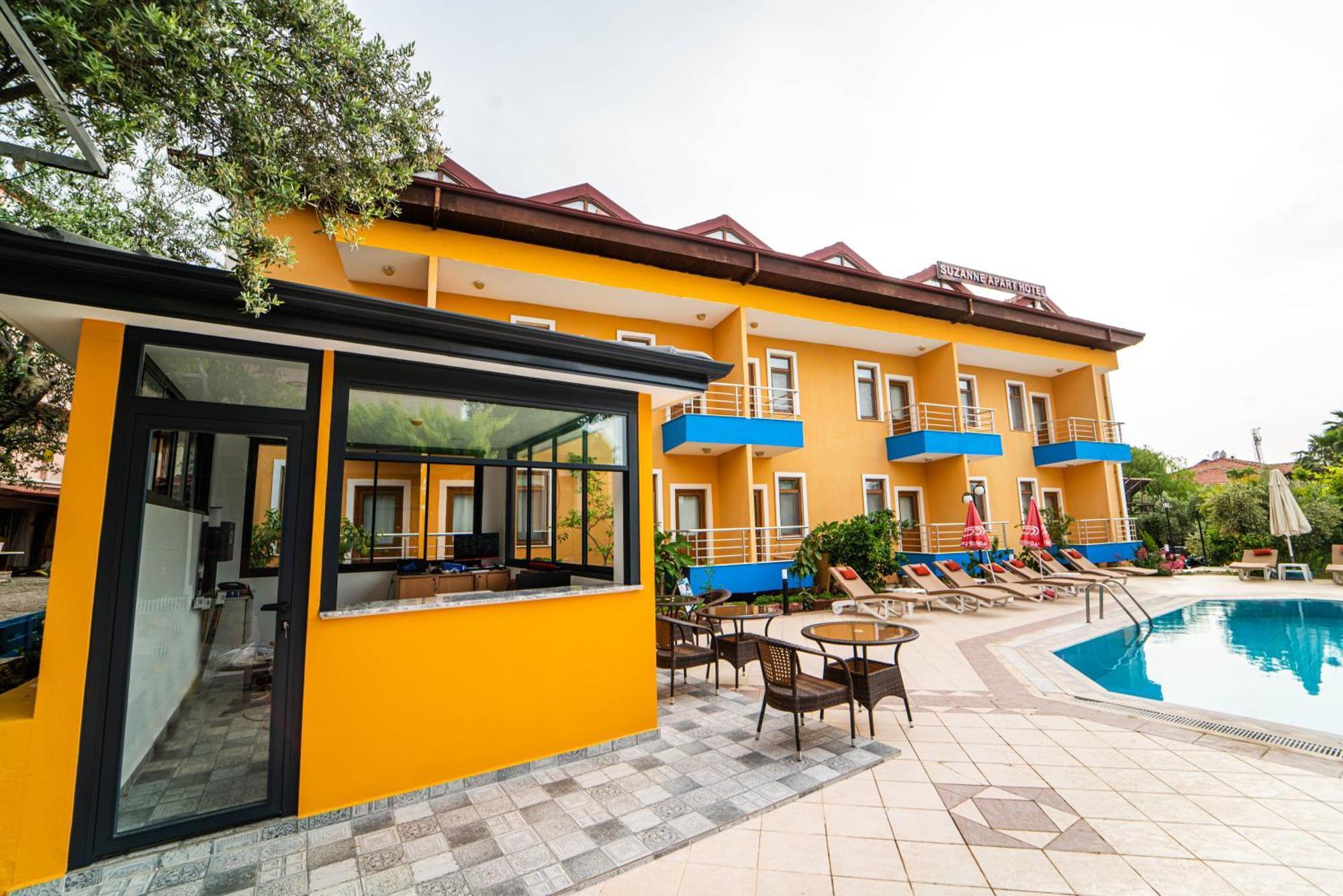 Hotel Suzanne & Restaurant