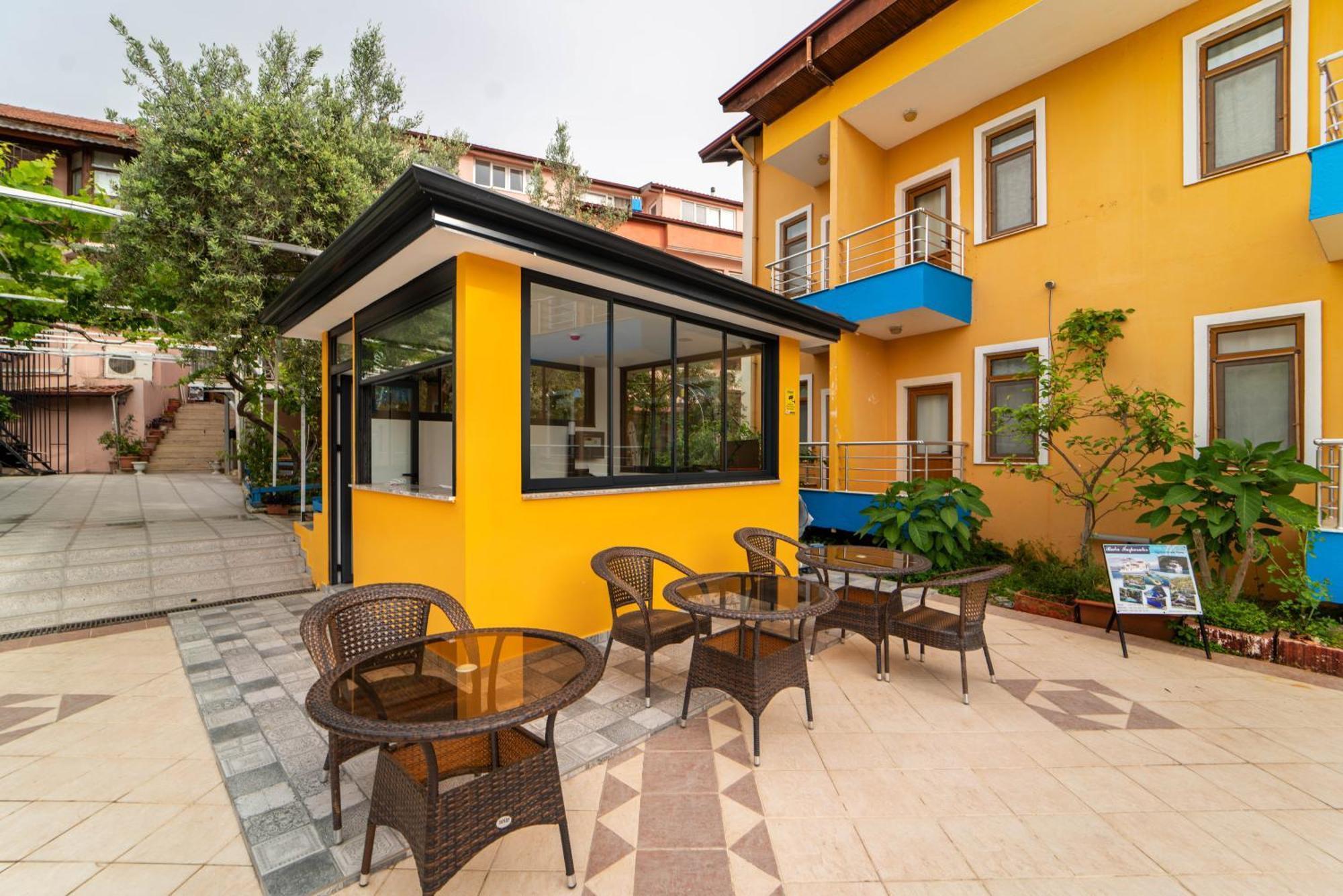 Hotel Suzanne & Restaurant