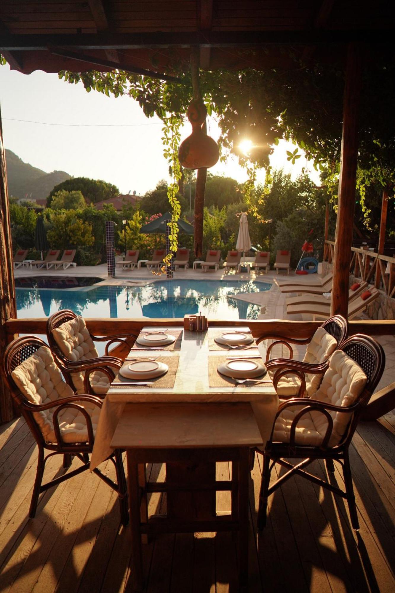 Hotel Suzanne & Restaurant *
